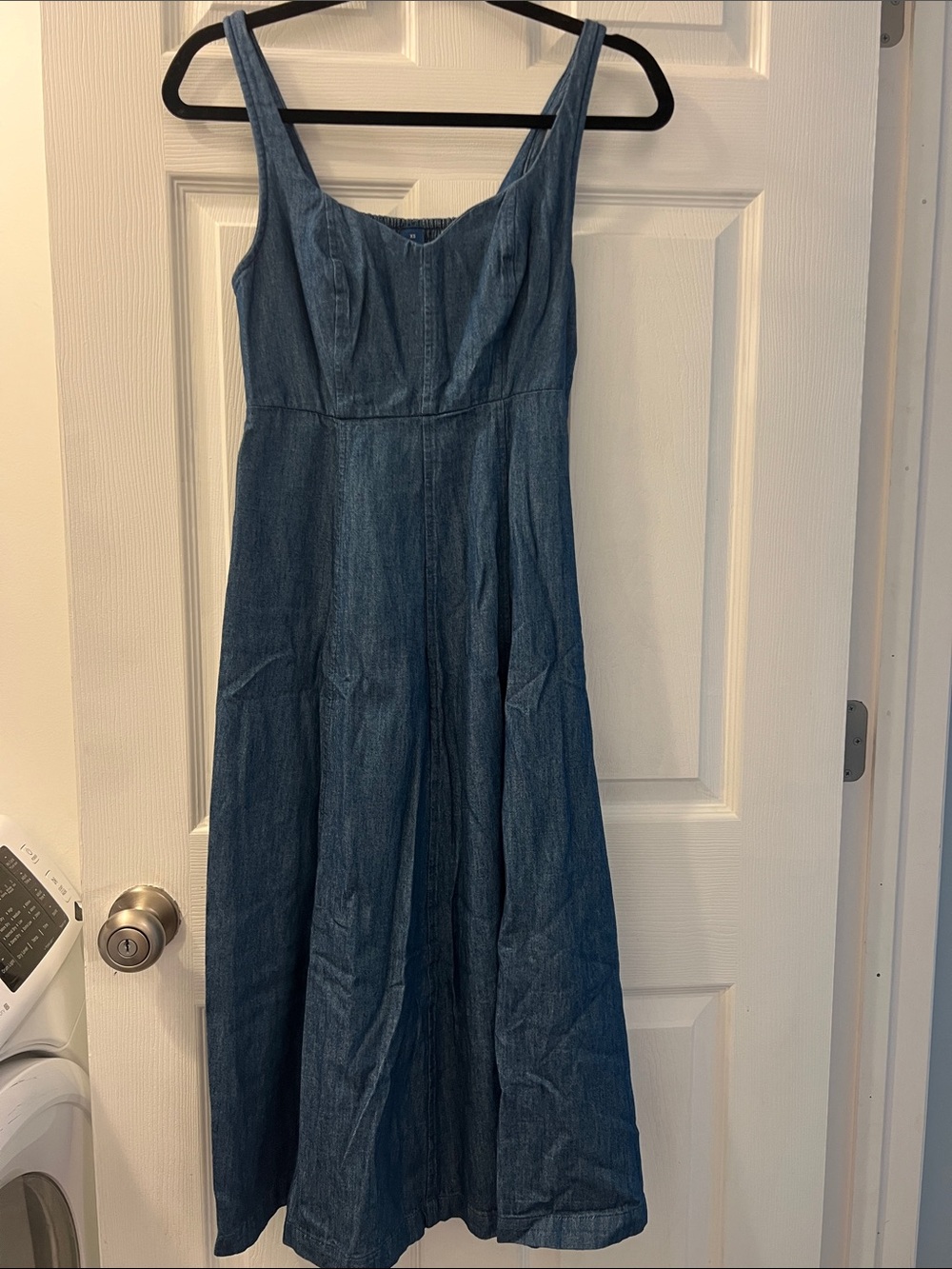 Old Navy Blue Denim Sleeveless Midi Dress